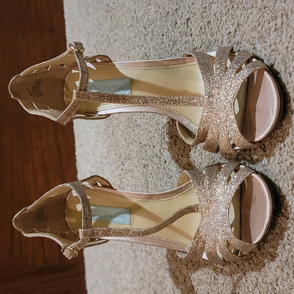 Betsey Johnson rose gold pumps